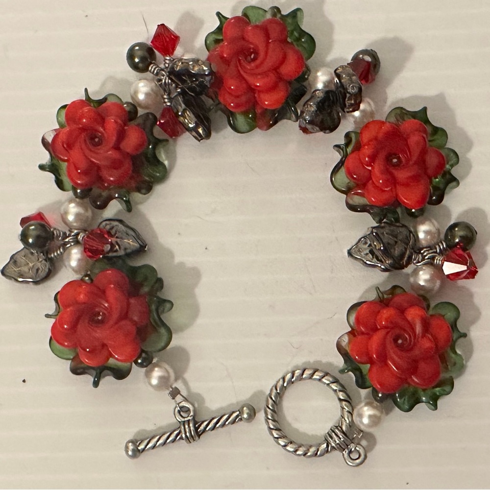 Handmade red flower glass bead bracelet - PRICE REDUCED!!